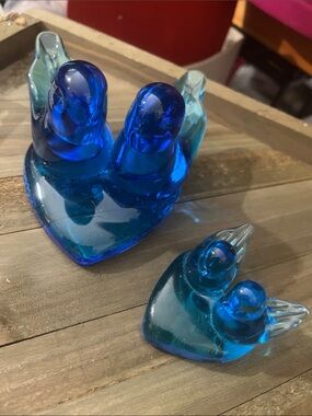 Handblown Blue Glass Bird Duo Décor signed by Leo Ward